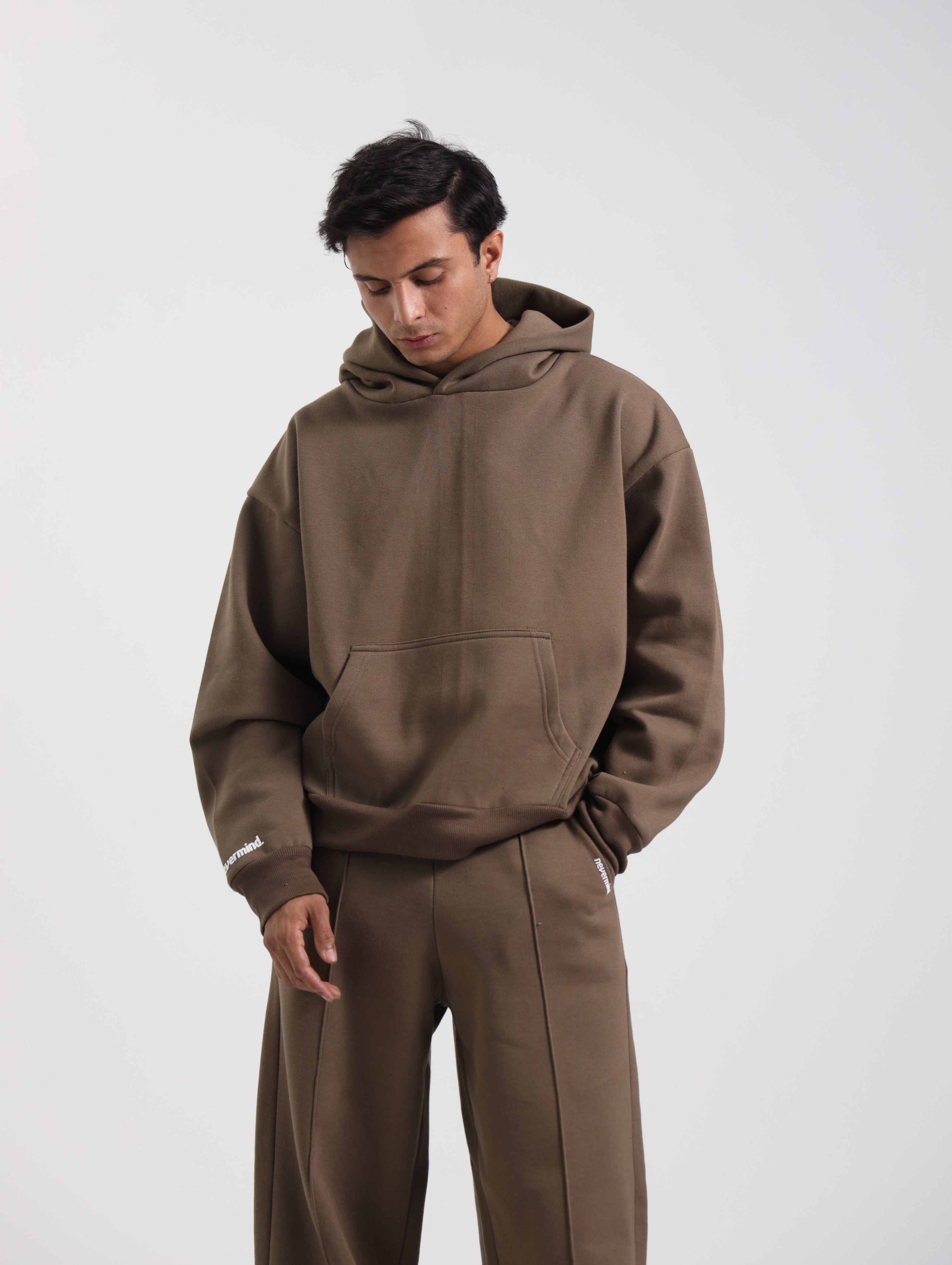 Nevermind Essentials volume I | Brown Hoodie fleece Co-ord set.