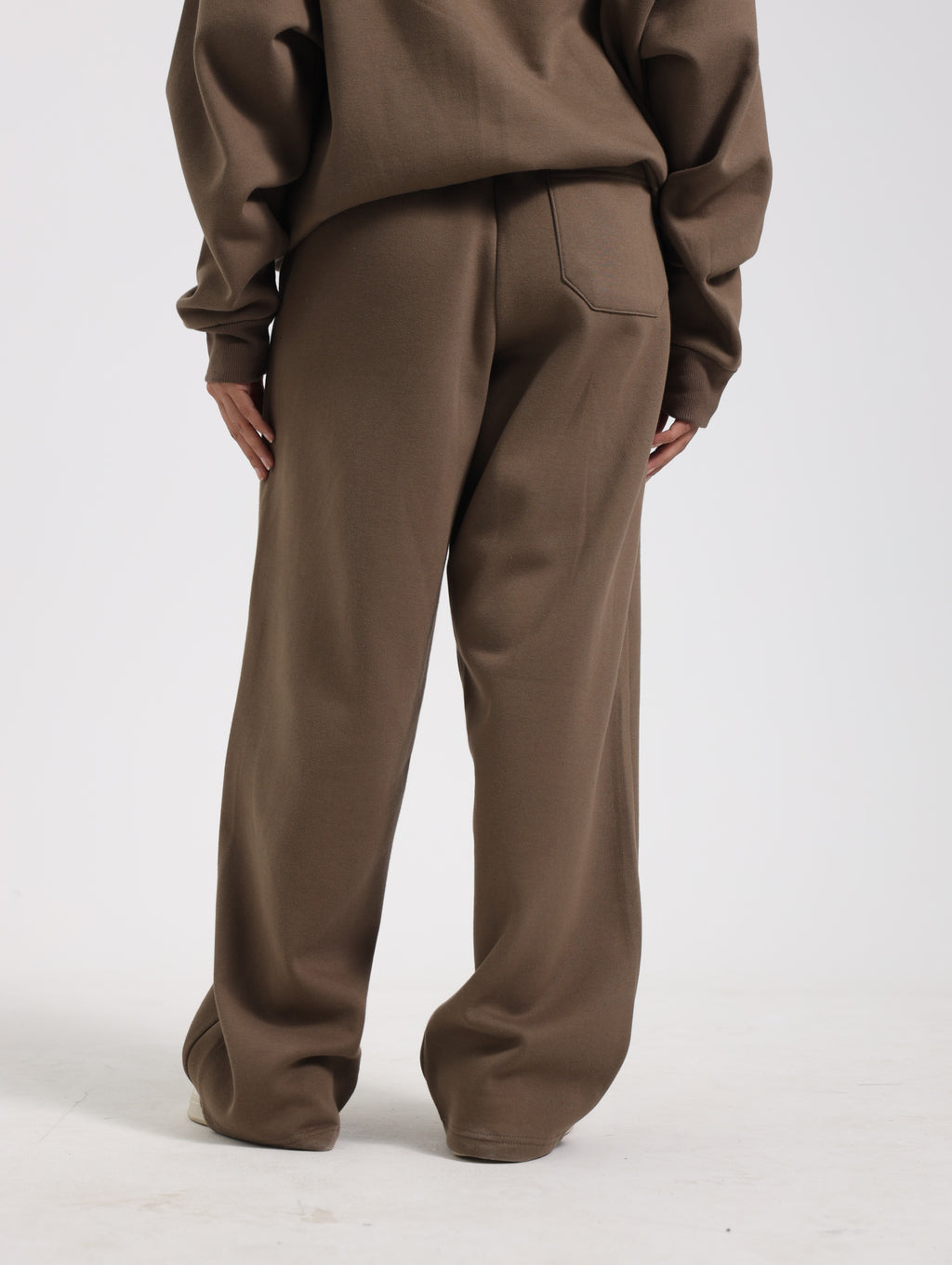 Nevermind Essentials volume I | Brown Wide legged Pant
