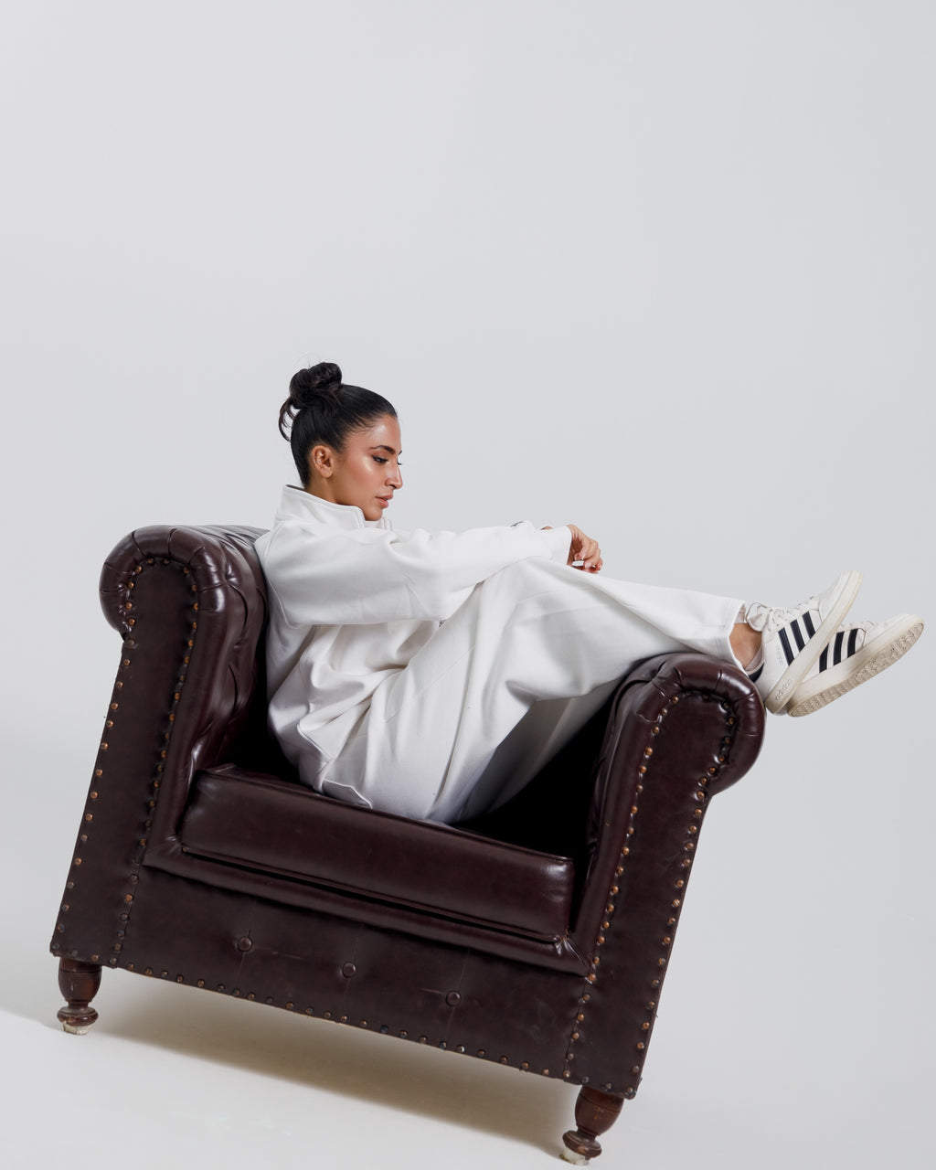 Nevermind Essentials volume I | White Sweatshirt fleece Co-ord set