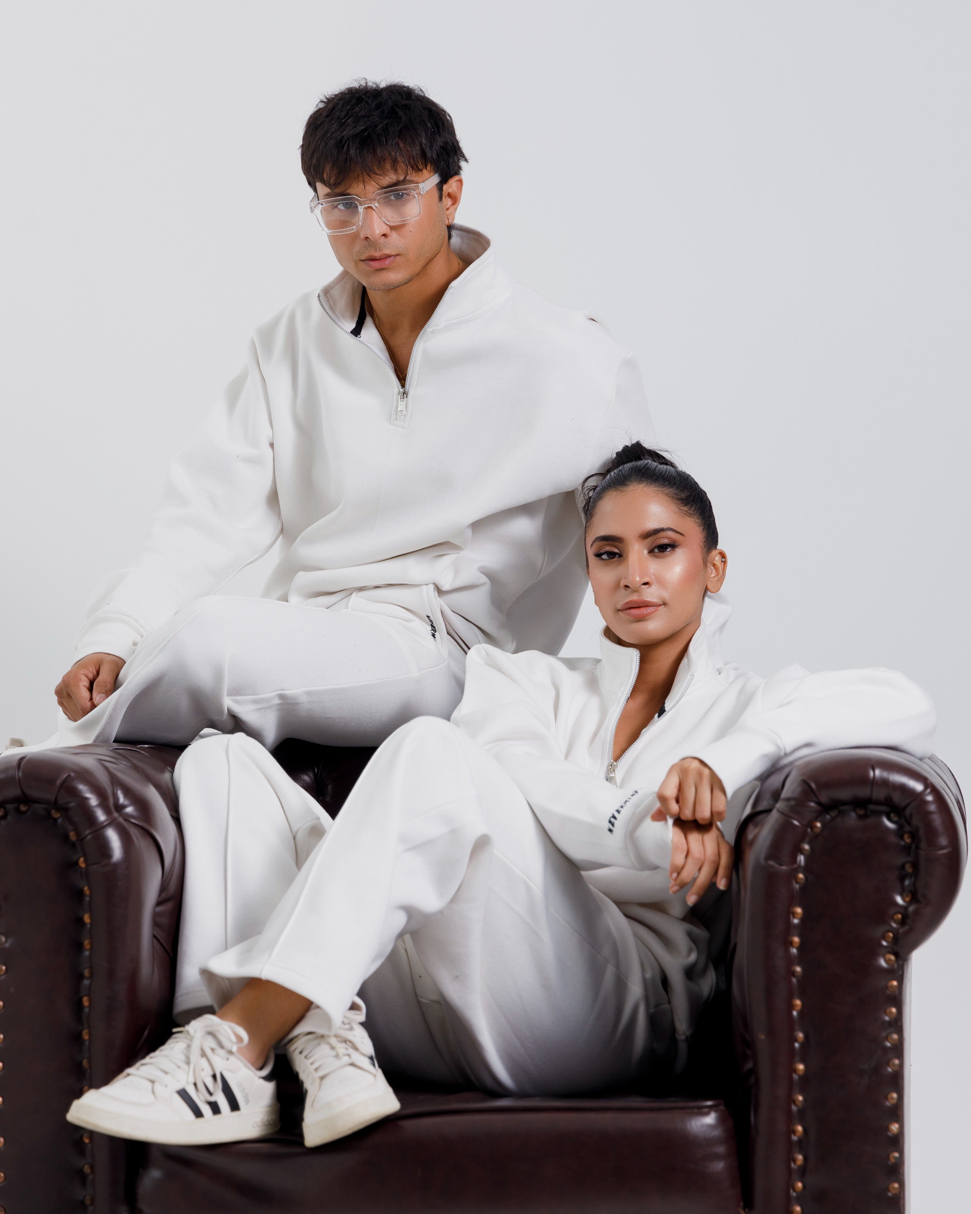 Nevermind Essentials volume I | White Sweatshirt fleece Co-ord set