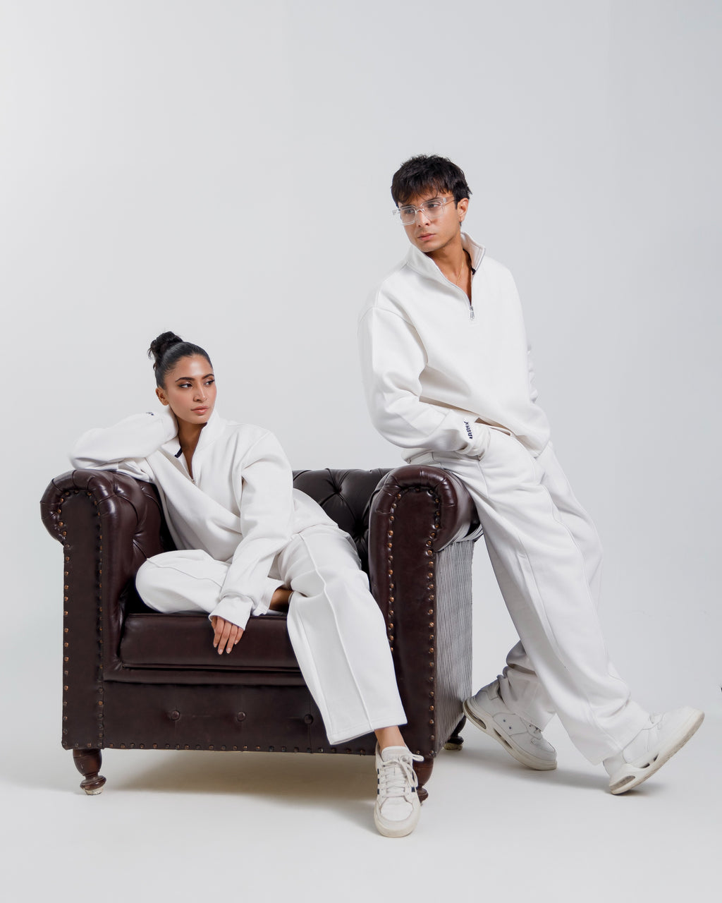 Nevermind Essentials volume I | White Sweatshirt fleece Co-ord set