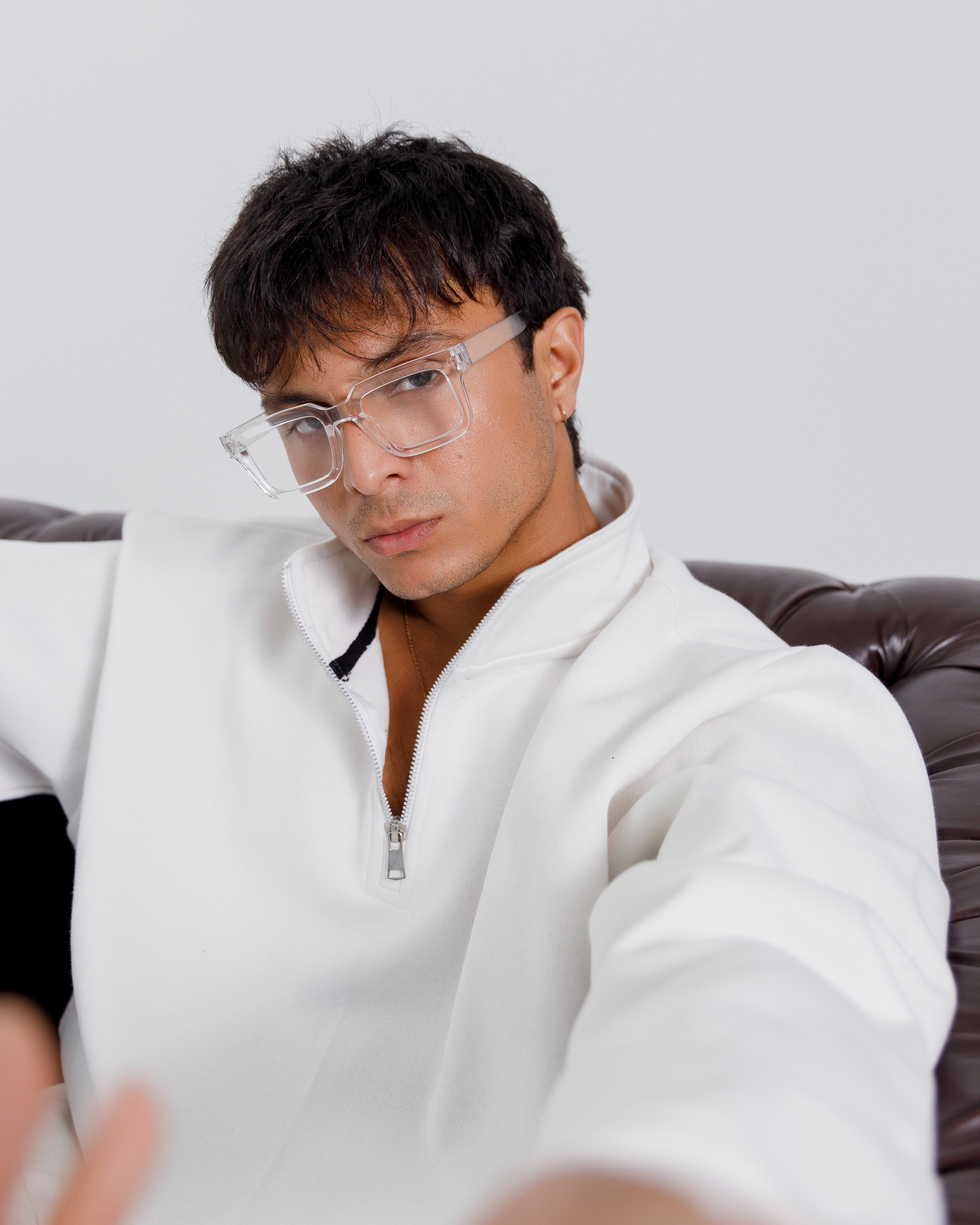 Nevermind Essentials volume I | White Sweatshirt fleece Co-ord set